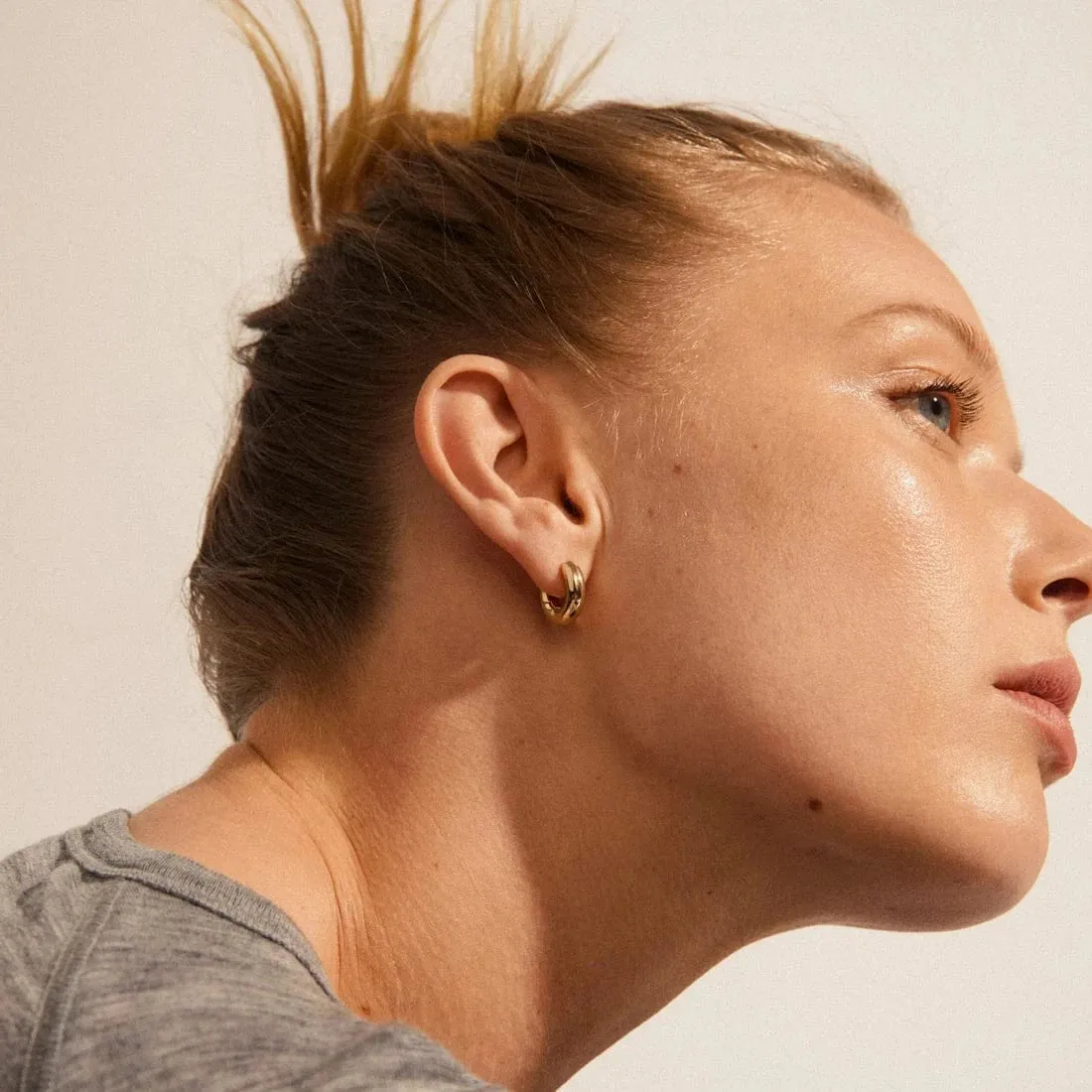 AICA Micro Recycled Huggie Hoop Earrings