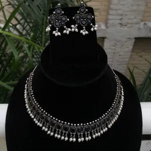 Black Beauty Neck String with Earrings