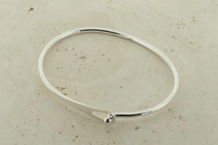 Clean curved hook bangle