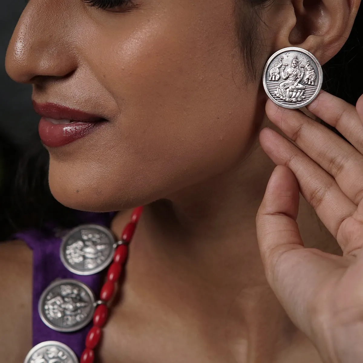 Coral Putali Coin Haar Set: Long ( Coin necklace ) - Oxidised silver