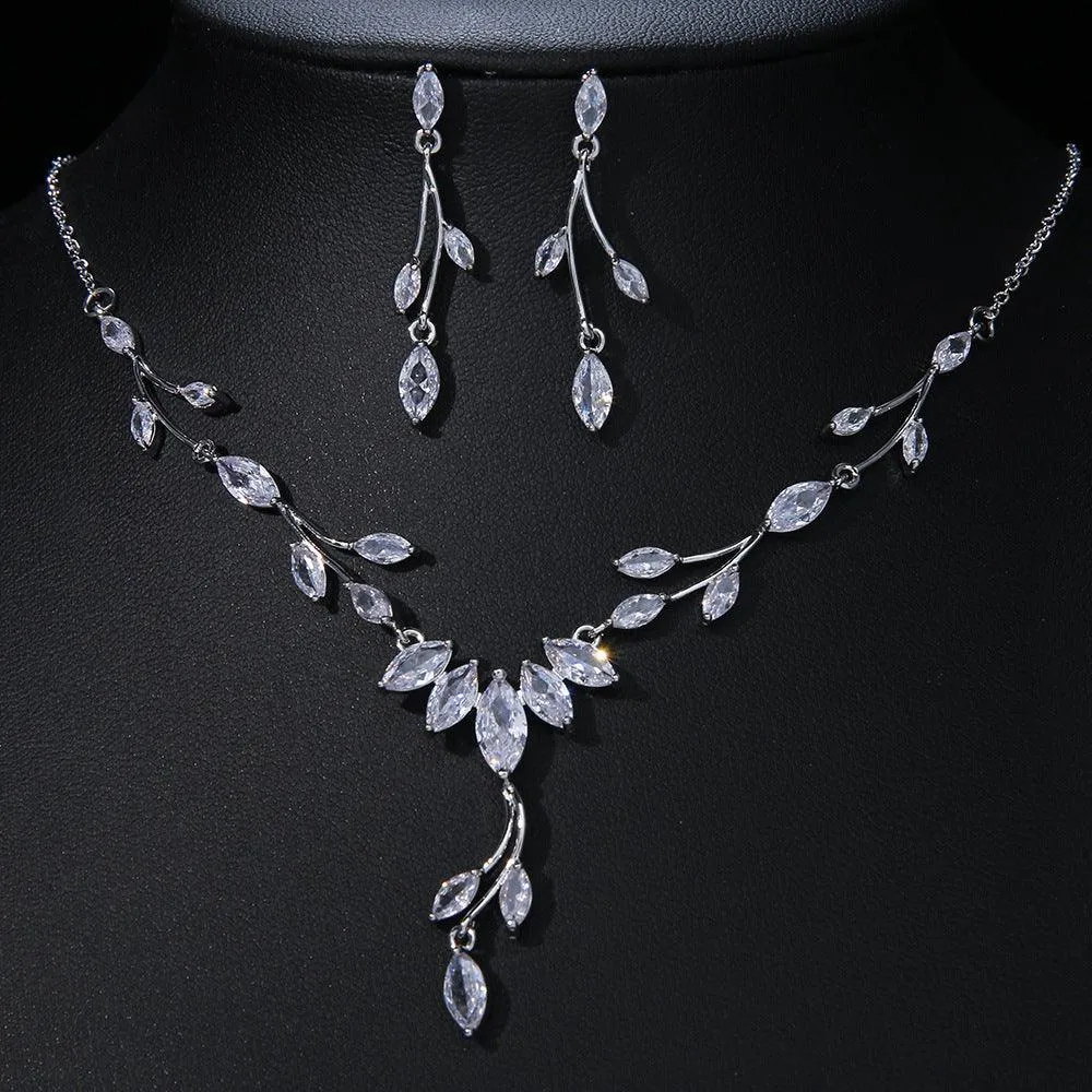 European And American Fashion Minimalist Necklace Set