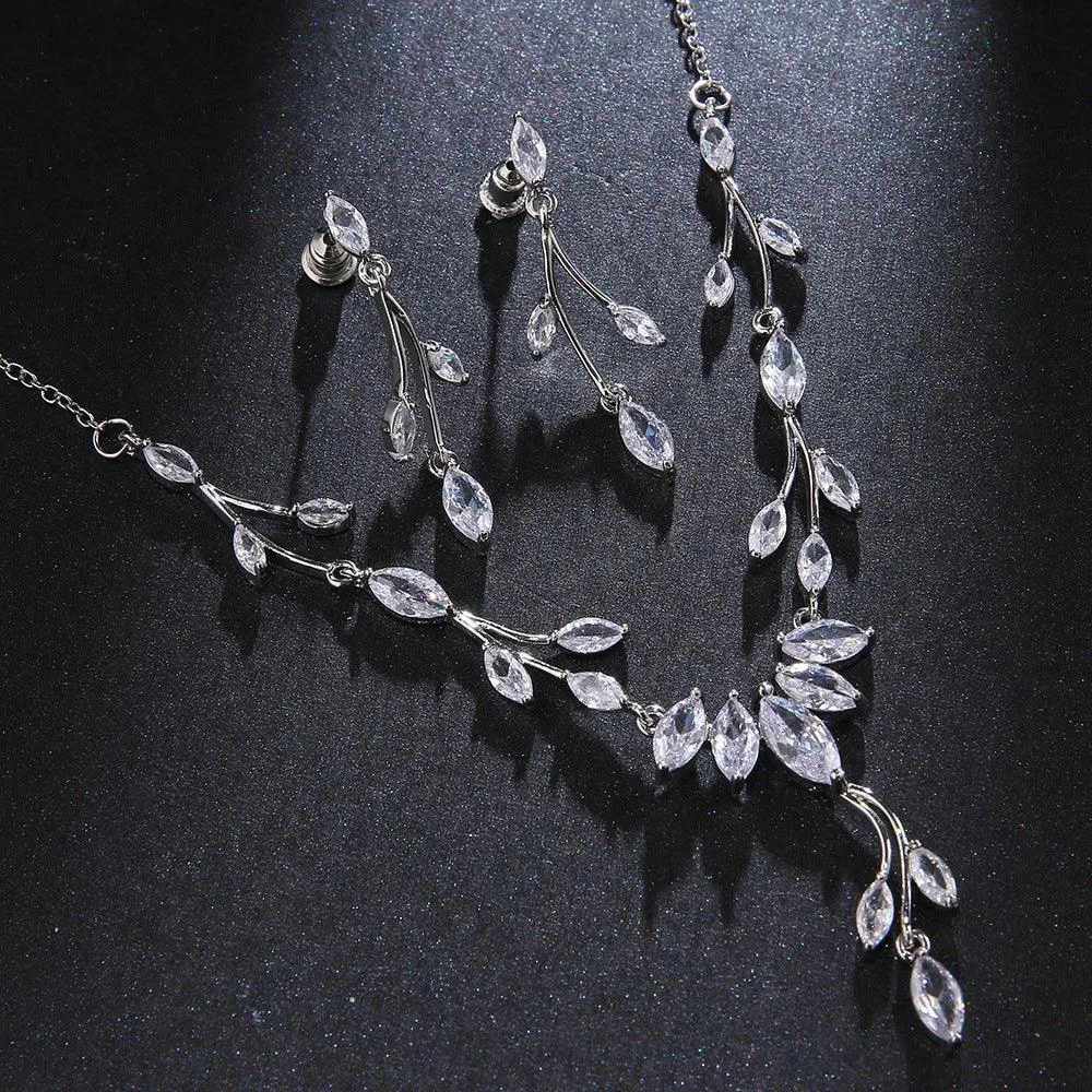 European And American Fashion Minimalist Necklace Set