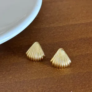 Gold Shell Stud Earrings -jlt11548