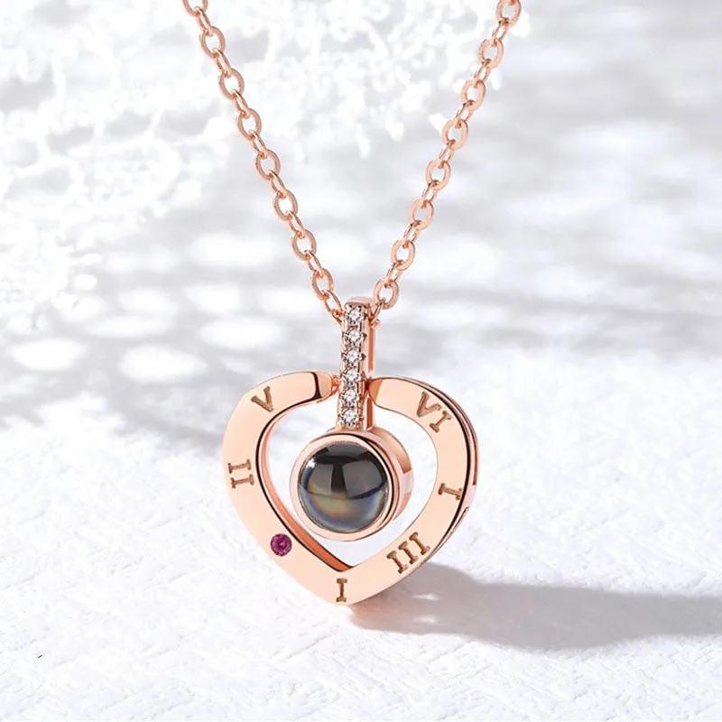 Huitan Hot Sale Round/Heart Pendant Necklace for Women with Unique Projection Function 100 Language &quot;I LOVE YOU&quot; Love Necklaces