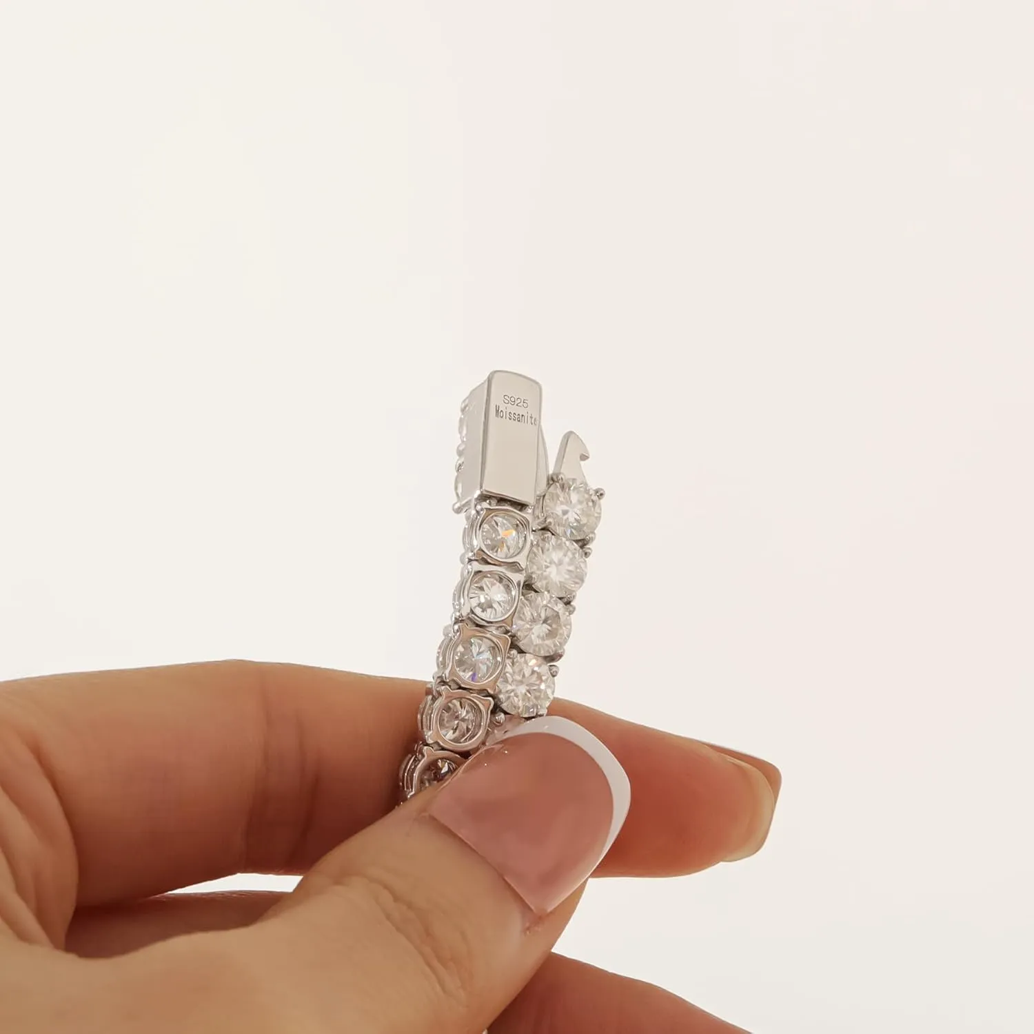 Moissanite Tennis Necklace 3mm-6.5mm (0.1-0.5CT) D/VVS1 Round Cut, 14K White Gold Plated 925 Silver, Hypoallergenic Jewelry Gift for Women Men with GRA Certificate.