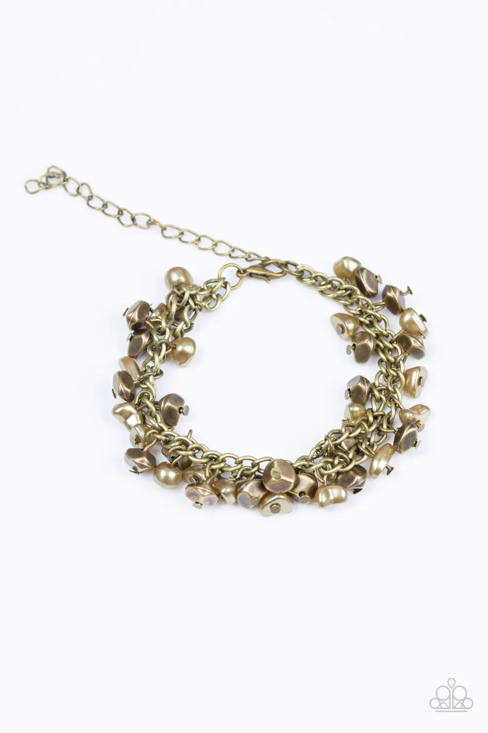 Paparazzi Bracelet ~ Seaside Social - Brass