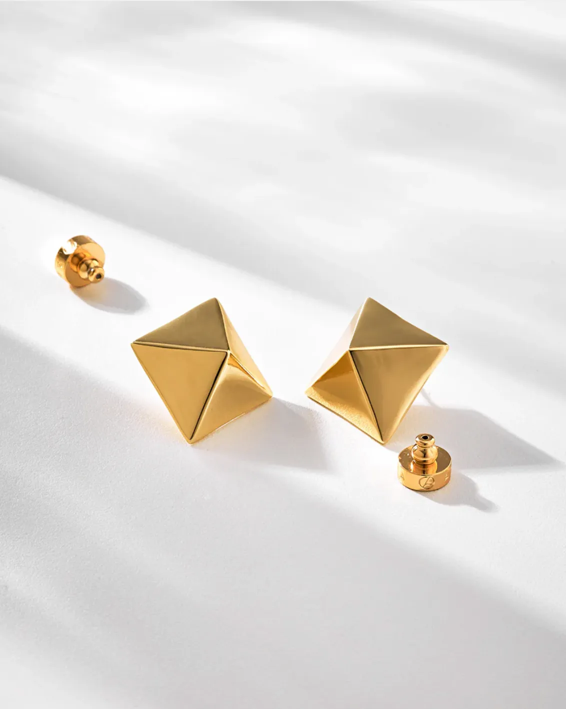 Quantum Earring