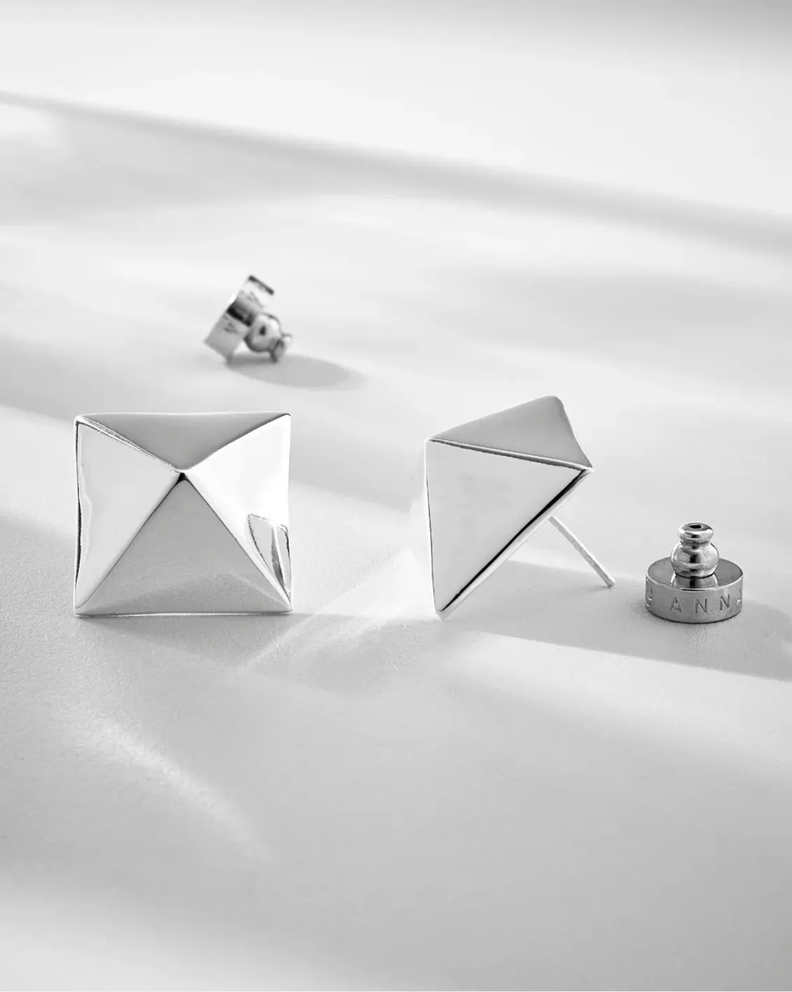 Quantum Earring