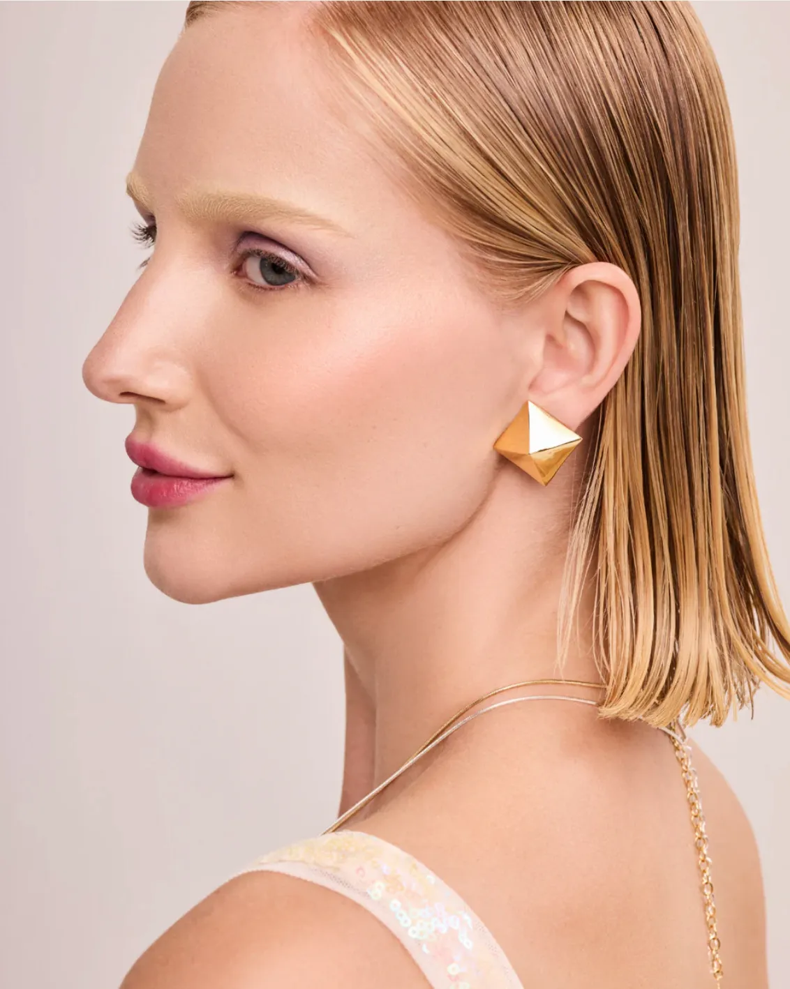 Quantum Earring