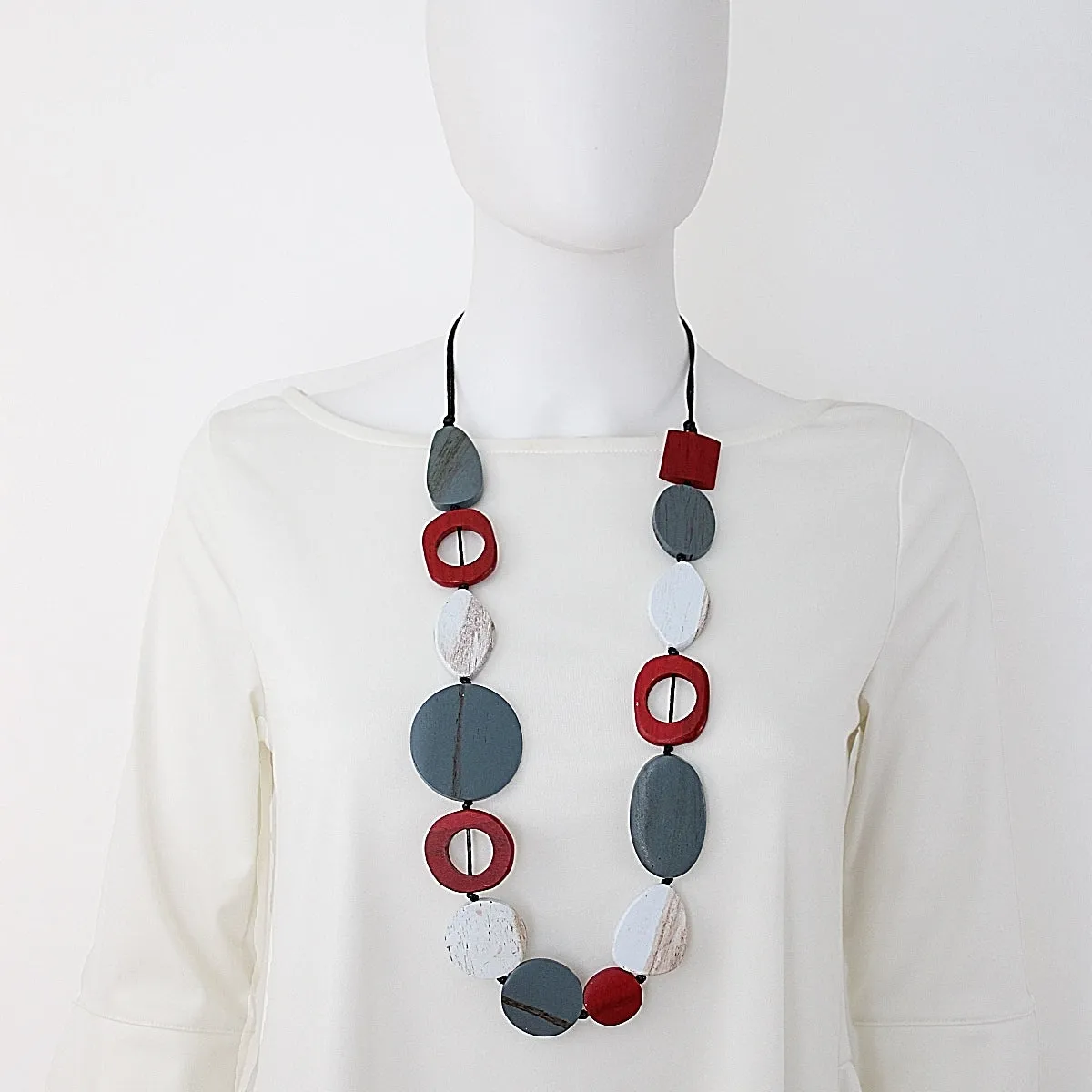 Red Sabina Necklace