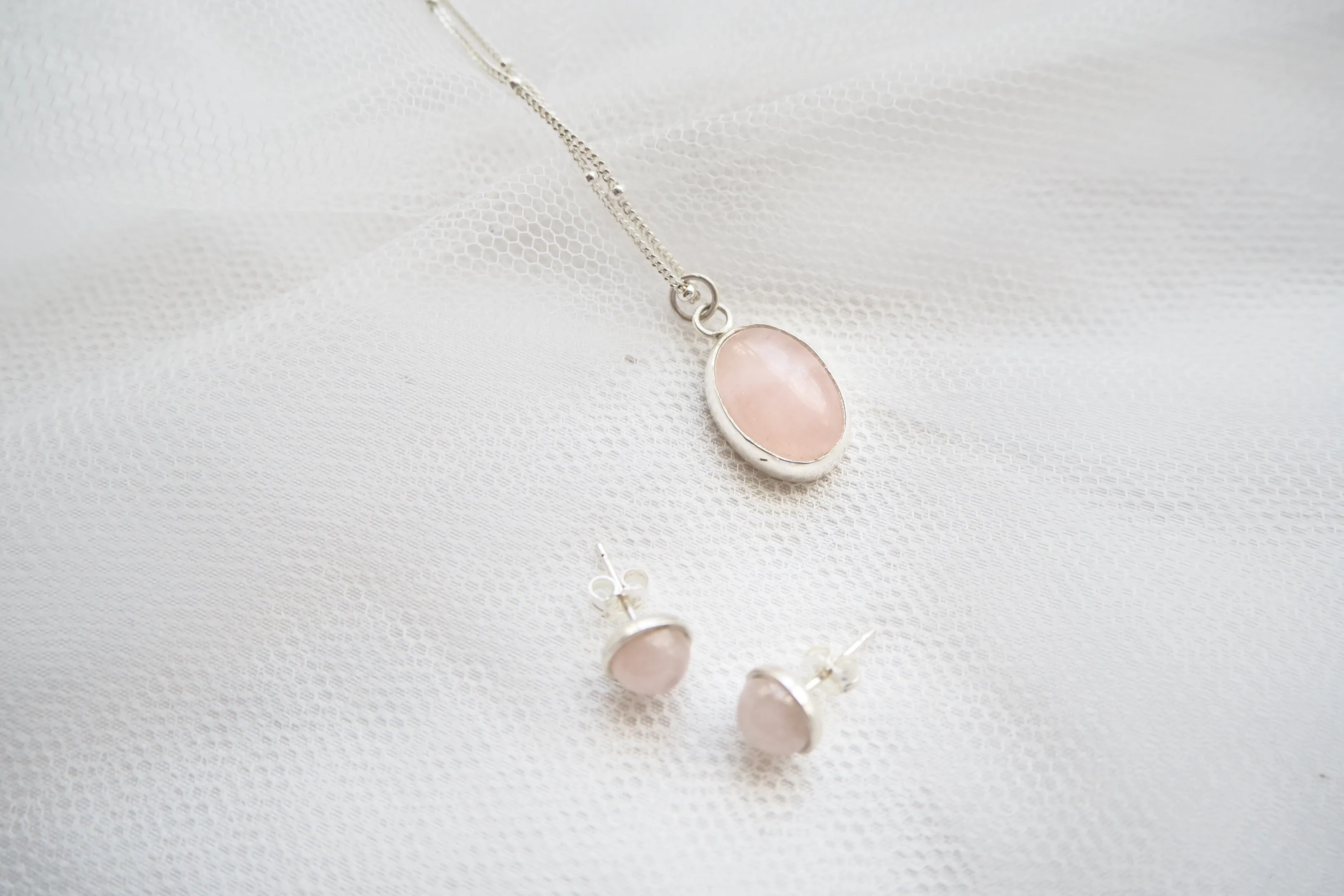Rose Quartz Gemstone Necklace