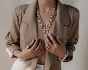 Sale- Graduated Shackle Infinity Necklace