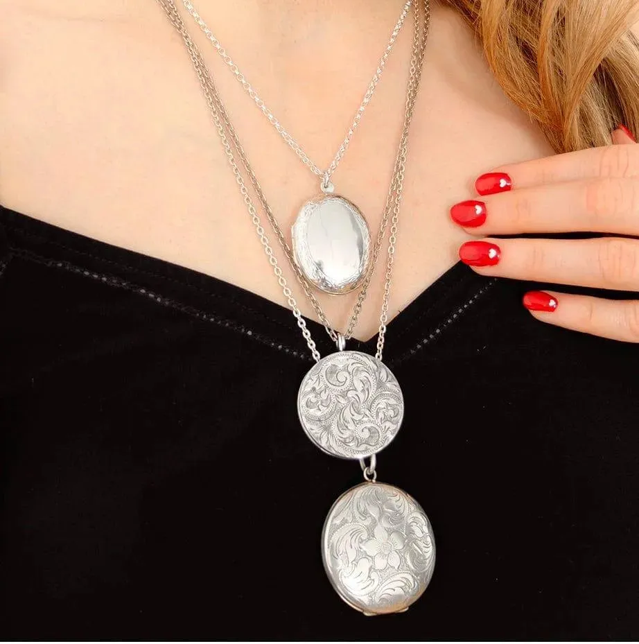 Vintage 1968 Round Engraved Silver Locket Necklace