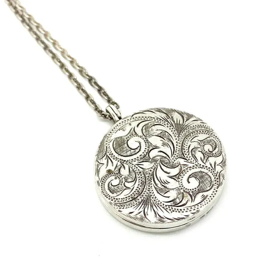 Vintage 1968 Round Engraved Silver Locket Necklace