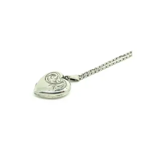 Vintage 1970's Silver Heart Locket Necklace